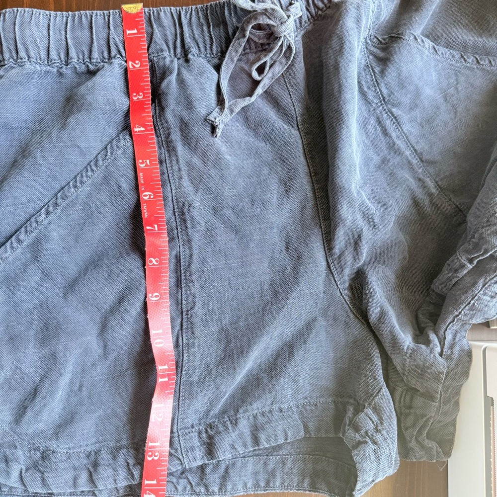 C&C California Linen Blend Shorts, Muted Navy, Size XL (fit more like Large) - Picture 10 of 11